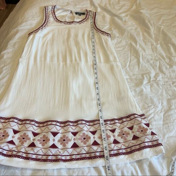 Lulus Love You Forever White Embroidered Mini Shift dress size M - Picture 10 of 15